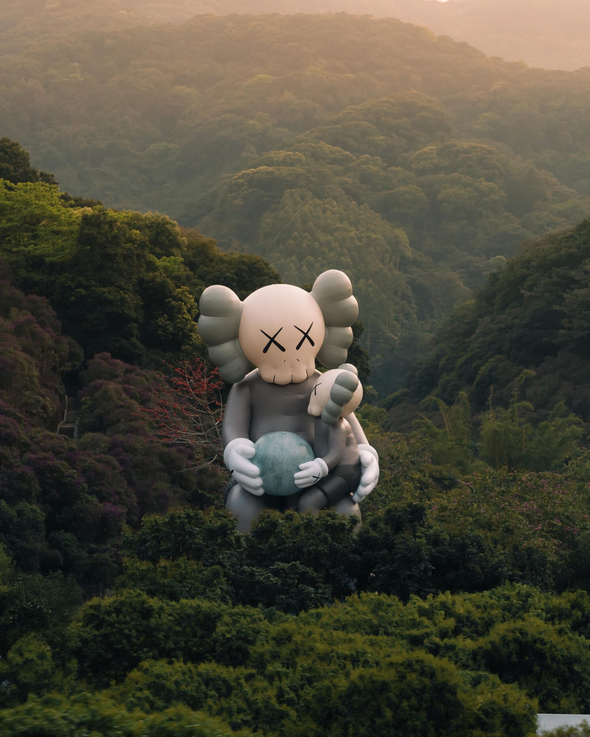 TAT stelt “KAWS:HOLIDAY” Thailand aan jullie voor op op Sanam
