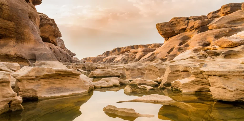 Sam-Phan-Bok-Ubon-Ratchathani