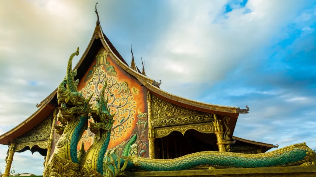 Wat-Sirindhorn-Wararam-Phu-Phrao-Ubon-Ratchathani-