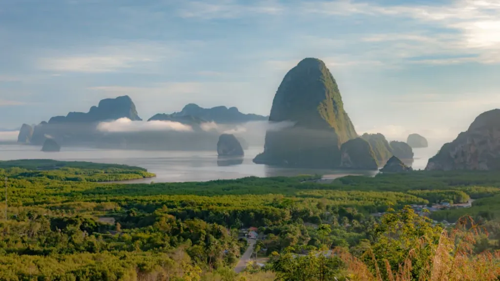 Ao-To-Li-Viewpoint-Phang-nga-scaled